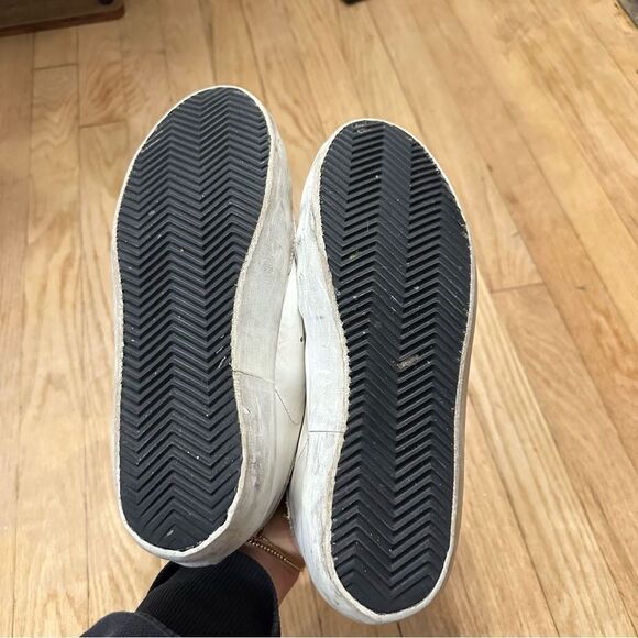 Golden Goose Super-Star with Perforated Star and Ice Gray Heel Tab - Picture 9 of 9